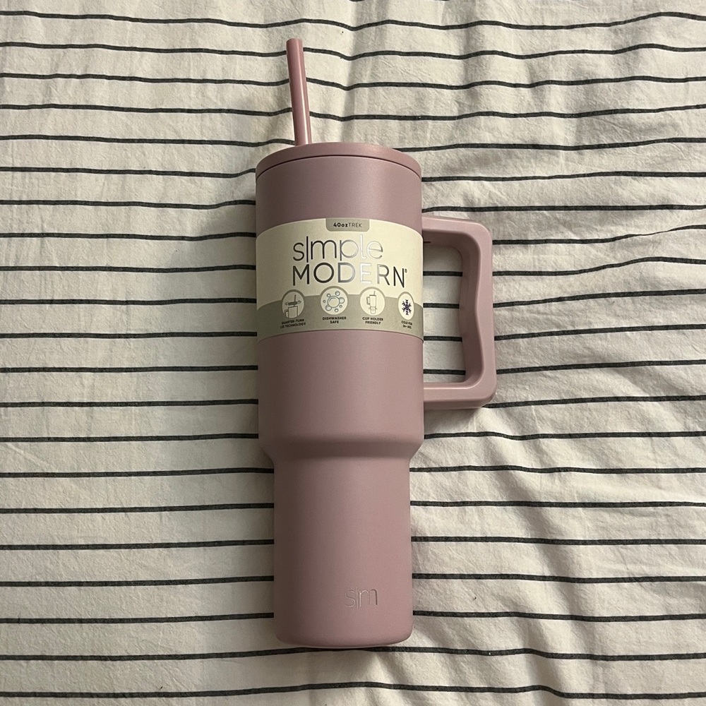 Simple Modern 40oz Trek Tumbler